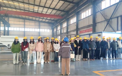 Die Integration der Branchenbildung erweitert den Horizont, und die praktisch...